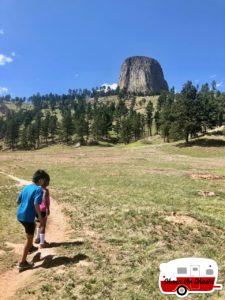 Spotting-Prairie-Dogs-near-Devils-Tower