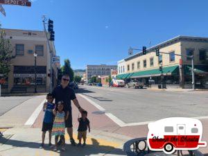 Vintage-Camper-Downtown-La-Grande-Oregon